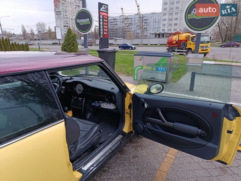Хетчбек MINI Cooper 2002 в Харкові