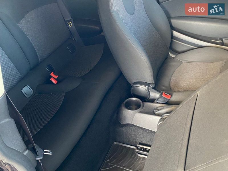 Хэтчбек MINI Cooper 2013 в Киеве фото 4 Хэтчбек MINI Cooper 2013 в Киеве