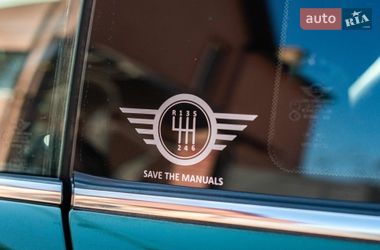 Хэтчбек MINI Cooper 2015 в Черновцах