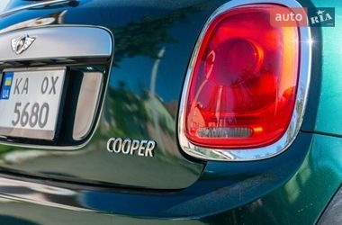 Хэтчбек MINI Cooper 2015 в Черновцах