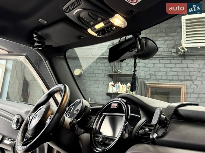 Хэтчбек MINI Cooper 2019 в Кременчуге