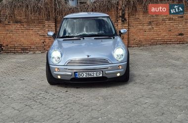 Хэтчбек MINI Cooper 2004 в Черновцах