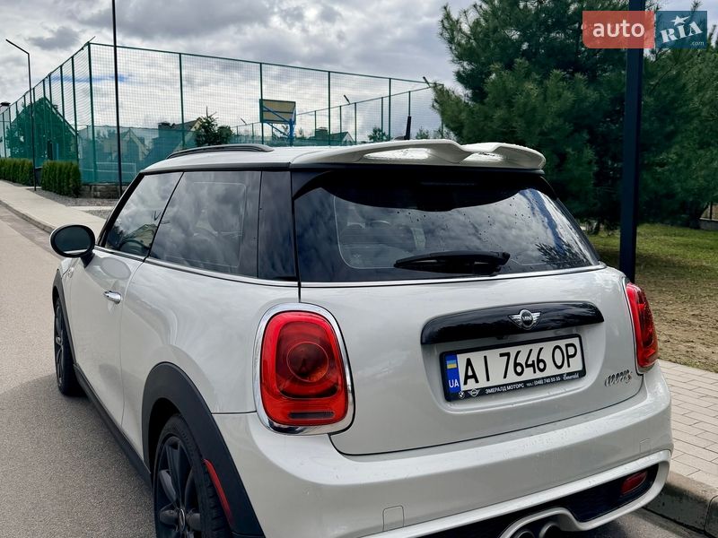 Хэтчбек MINI Cooper 2017 в Киеве