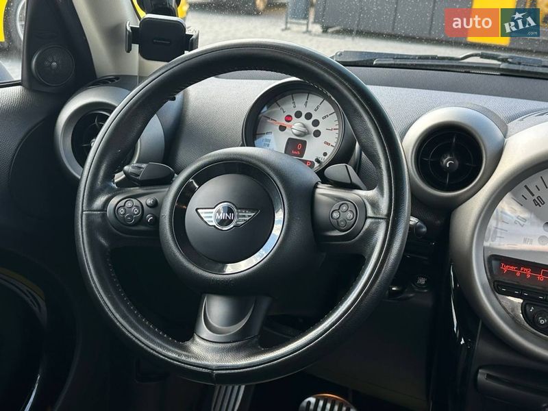 Хэтчбек MINI Cooper 2012 в Ивано-Франковске