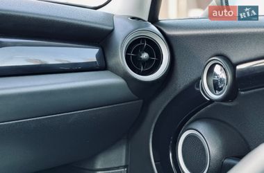 Хэтчбек MINI Cooper 2007 в Кременчуге