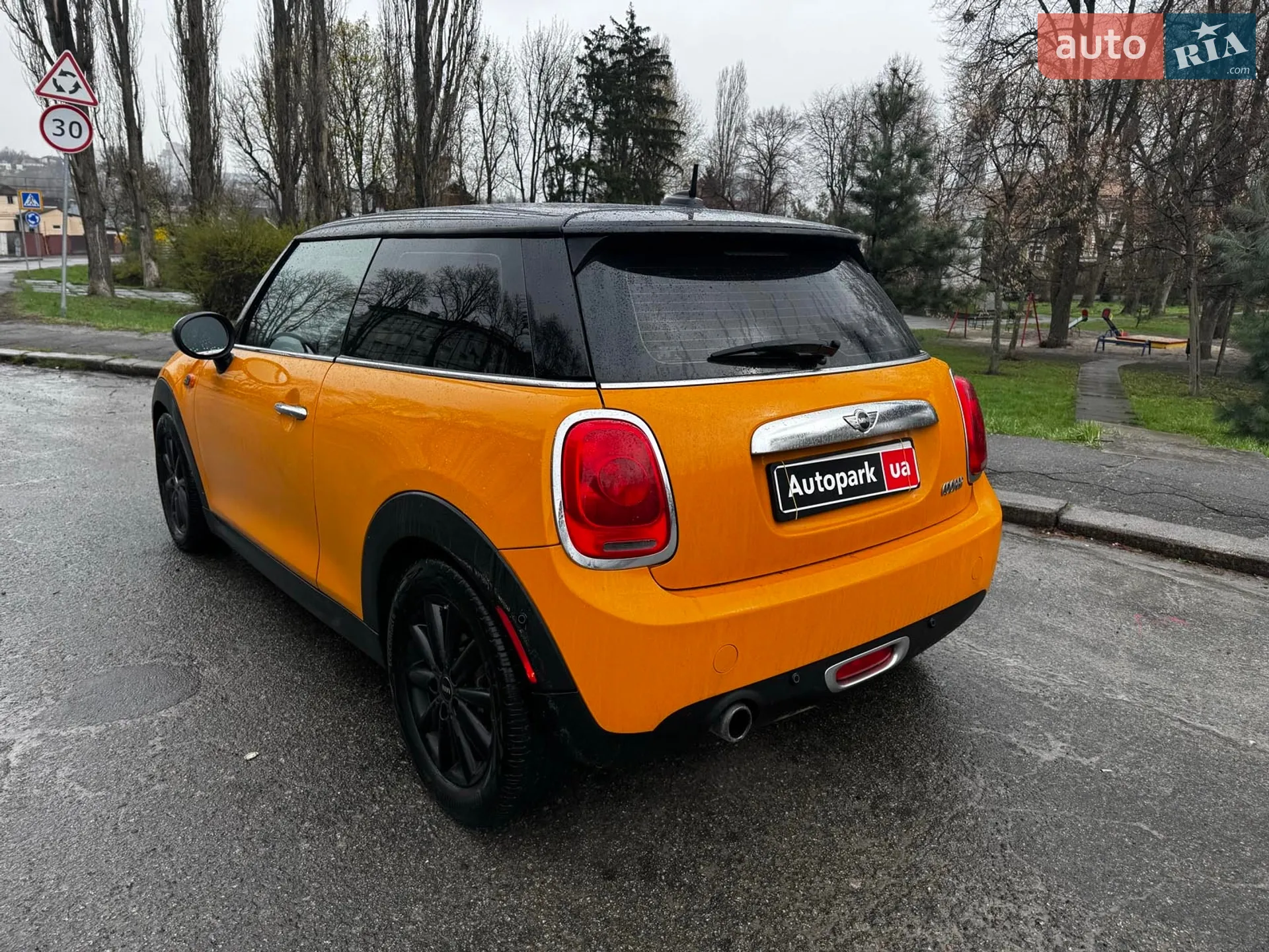 2014 MINI Cooper - мініатюра 9
