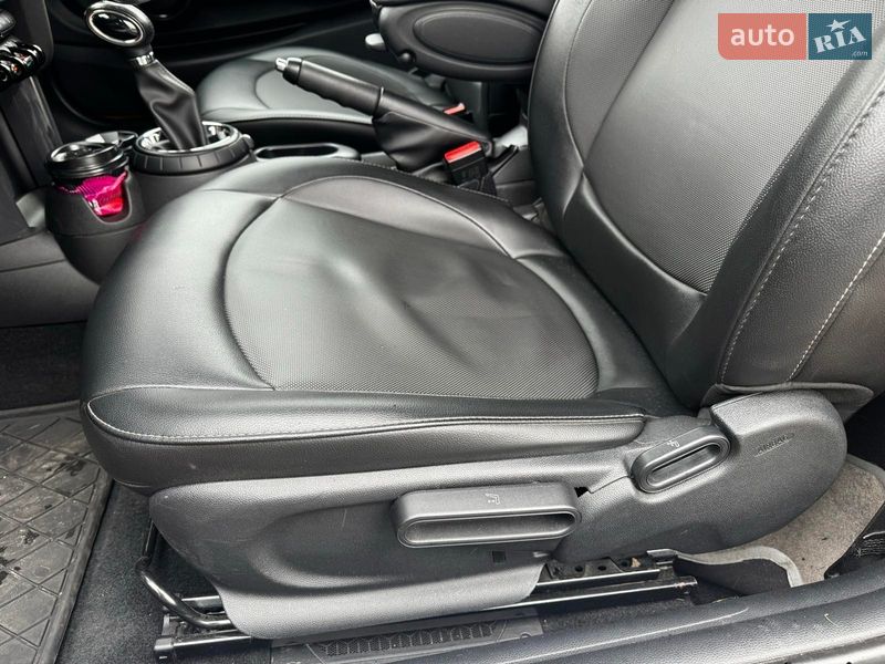 Хетчбек MINI Cooper 2014 в Києві