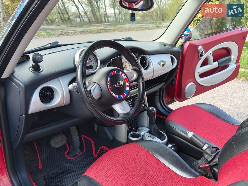 Хэтчбек MINI Cooper 2003 в Днепре