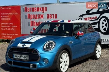 Хетчбек MINI Cooper 2017 в Черкасах