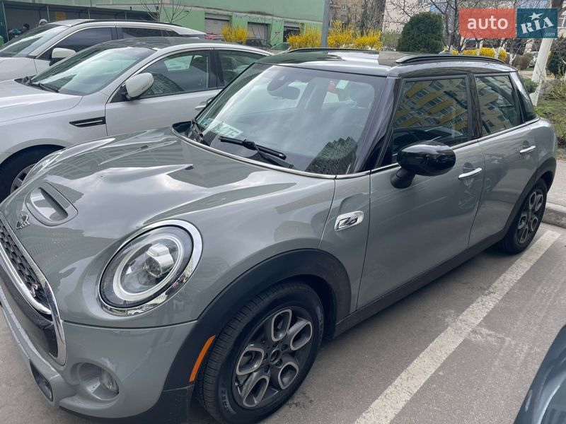 Хетчбек MINI Cooper 2020 в Києві