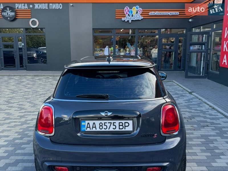 Хэтчбек MINI Cooper 2017 в Киеве
