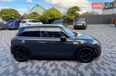 Хэтчбек MINI Cooper 2017 в Киеве