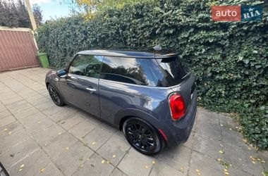 Хэтчбек MINI Cooper 2017 в Киеве