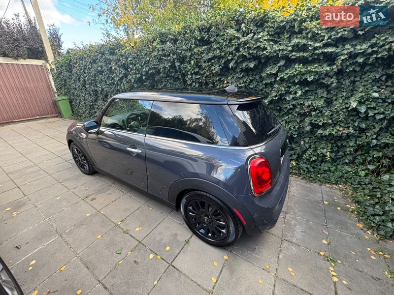 Хэтчбек MINI Cooper 2017 в Киеве