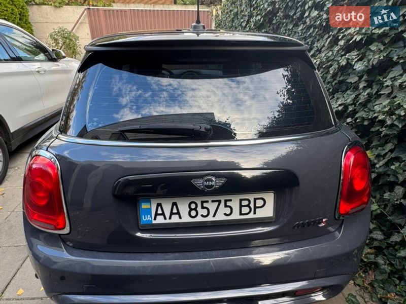 Хэтчбек MINI Cooper 2017 в Киеве