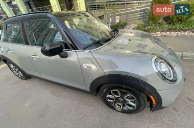 Хетчбек MINI Cooper 2020 в Києві
