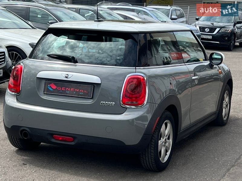 Хэтчбек MINI Cooper 2015 в Одессе