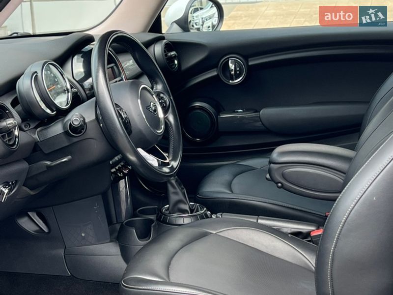 Хетчбек MINI Cooper 2015 в Одесі
