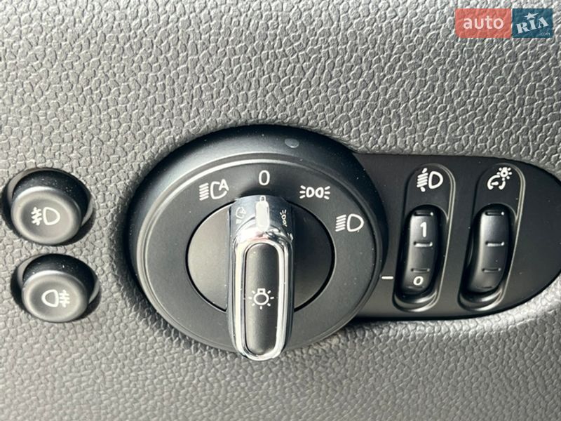 Хетчбек MINI Cooper 2015 в Одесі