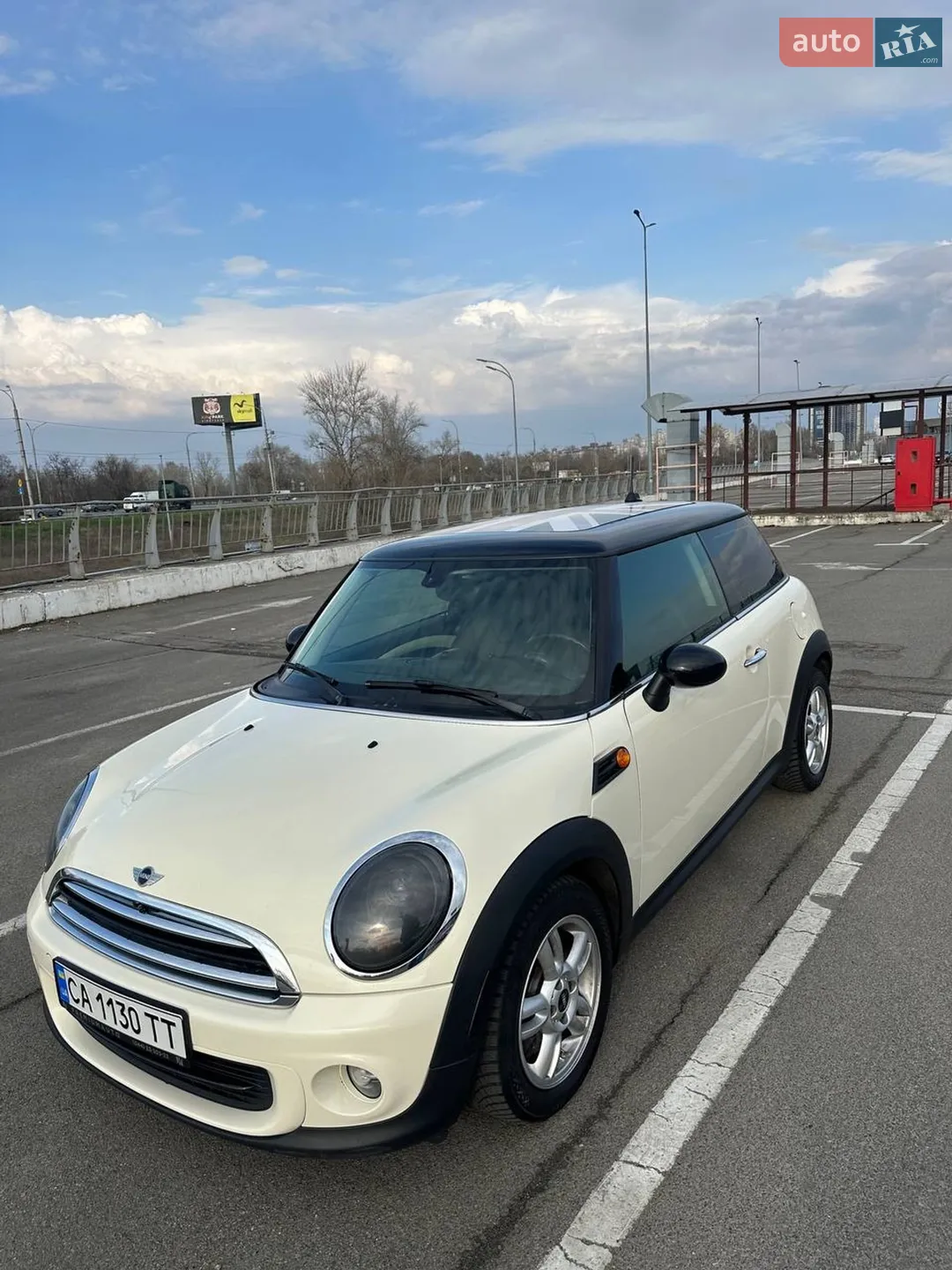 2013 MINI Cooper - мініатюра 4