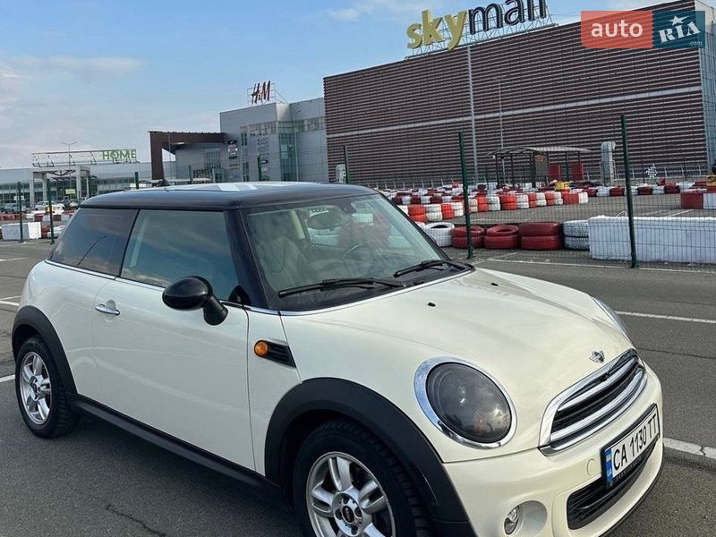 MINI Cooper 2013