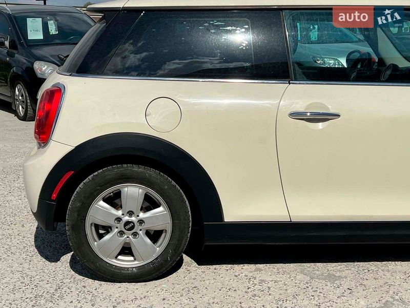Хэтчбек MINI Cooper 2014 в Львове