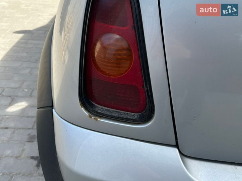 Хэтчбек MINI Cooper 2004 в Киеве