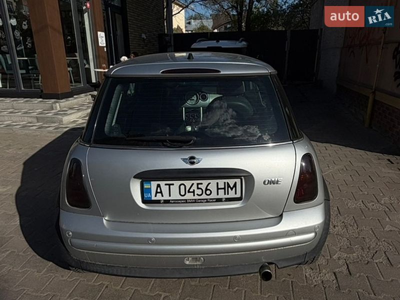 Хетчбек MINI Cooper 2004 в Івано-Франківську