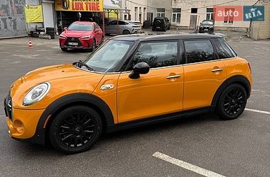 Хэтчбек MINI Cooper 2015 в Киеве