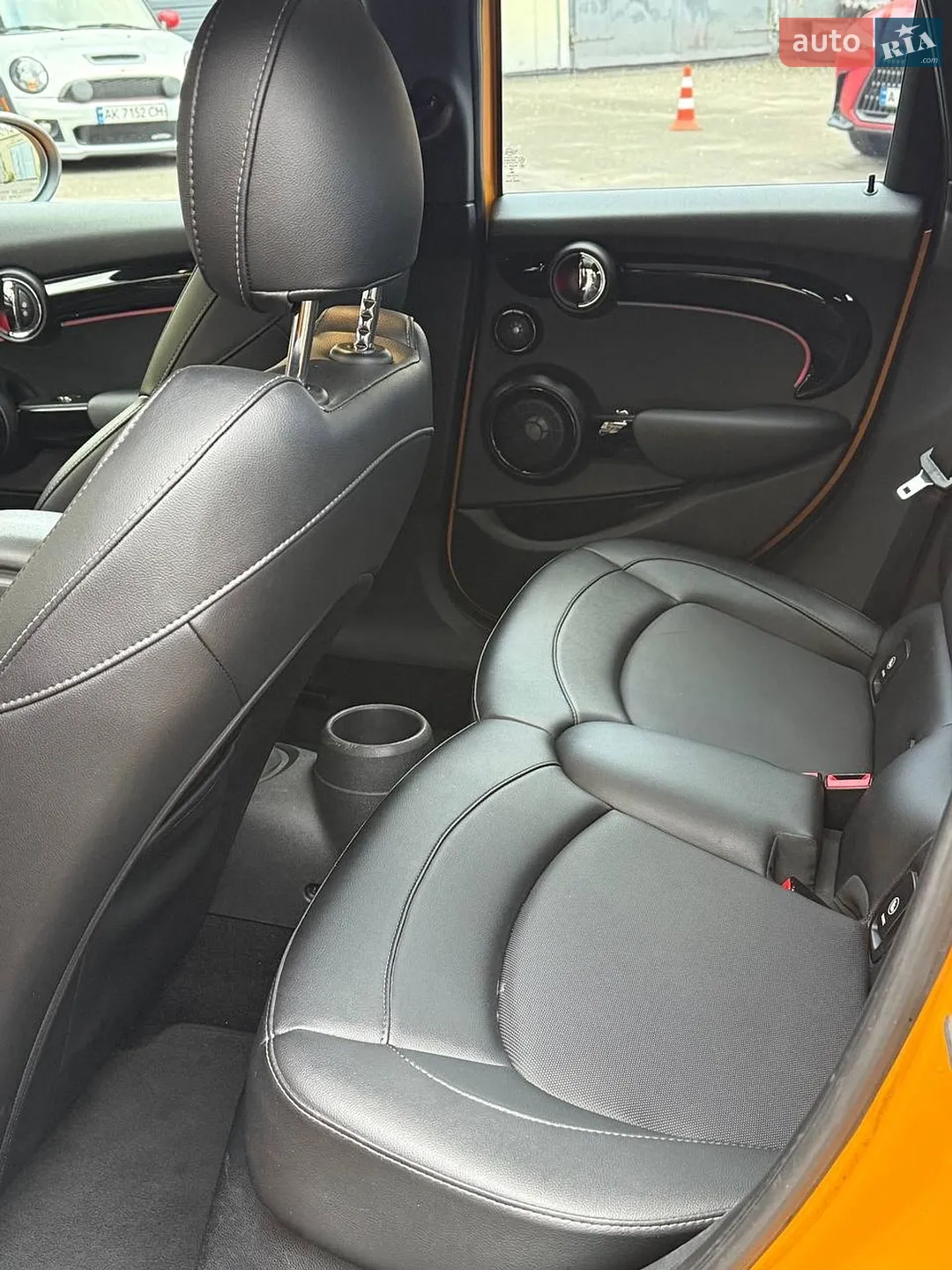 2015 MINI Cooper - мініатюра 4