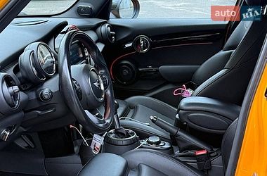 Хэтчбек MINI Cooper 2015 в Киеве