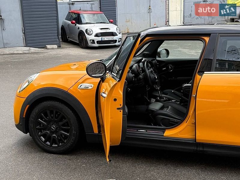 Хэтчбек MINI Cooper 2015 в Киеве