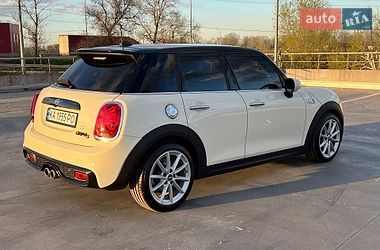Хэтчбек MINI Cooper 2019 в Киеве