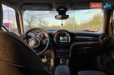 Хэтчбек MINI Cooper 2019 в Киеве