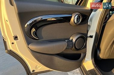 Хэтчбек MINI Cooper 2019 в Киеве