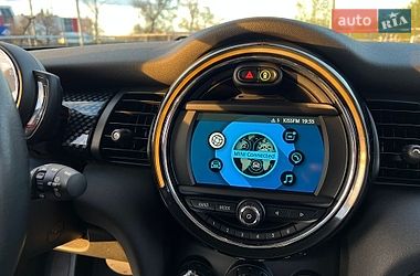 Хэтчбек MINI Cooper 2019 в Киеве