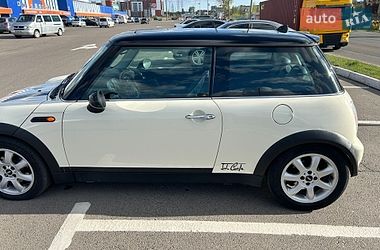 Хэтчбек MINI Cooper 2004 в Луцке