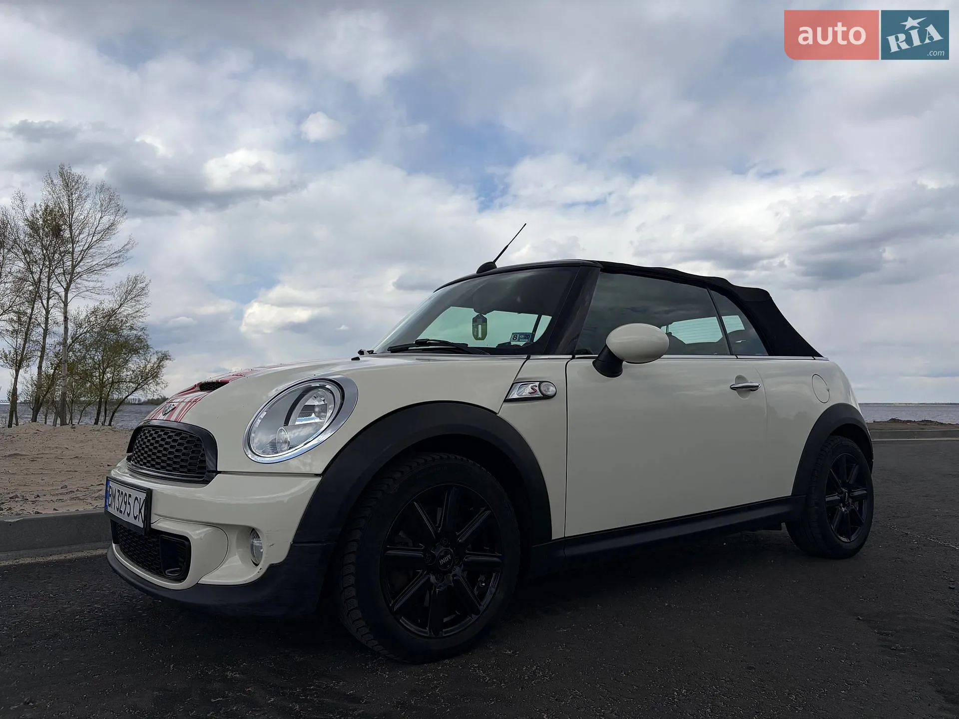 2013 MINI Cooper - мініатюра 2