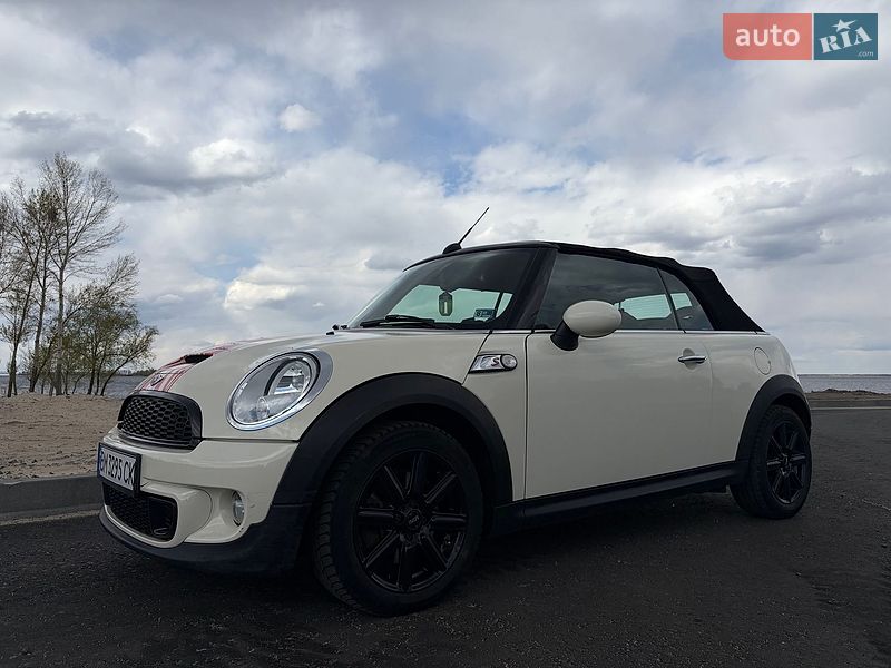 Хэтчбек MINI Cooper 2013 в Черкассах