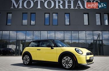 Хэтчбек MINI Cooper 2024 в Черновцах