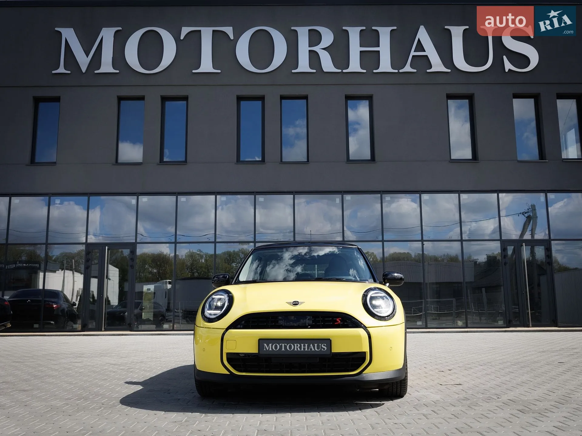 2024 MINI Cooper - мініатюра 3