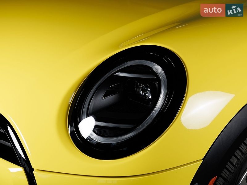 Хэтчбек MINI Cooper 2024 в Черновцах