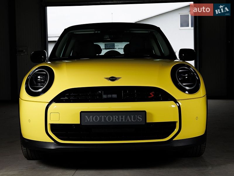 Хэтчбек MINI Cooper 2024 в Черновцах