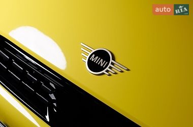 Хэтчбек MINI Cooper 2024 в Черновцах