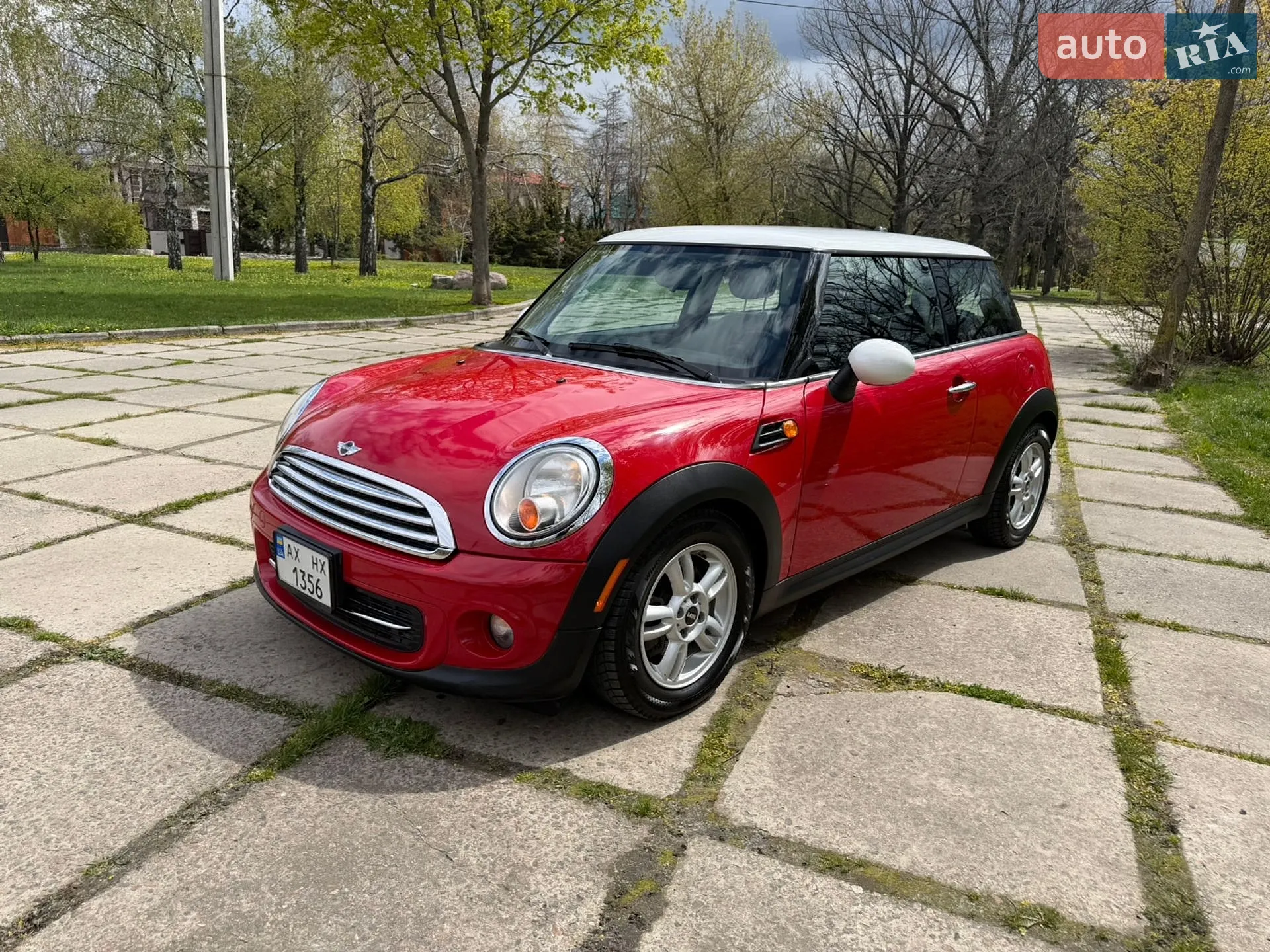 2012 MINI Cooper - мініатюра 2
