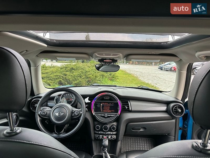 Купе MINI Cooper 2015 в Кременчуці