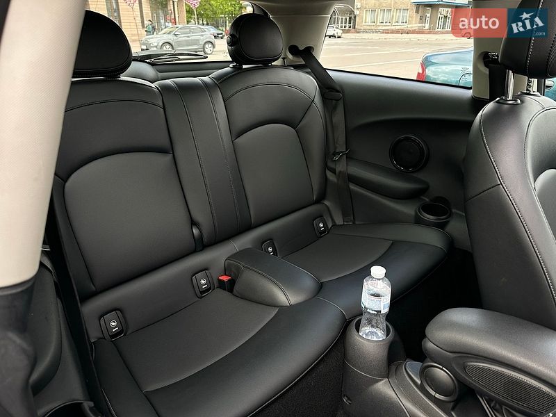 Купе MINI Cooper 2015 в Кременчуге