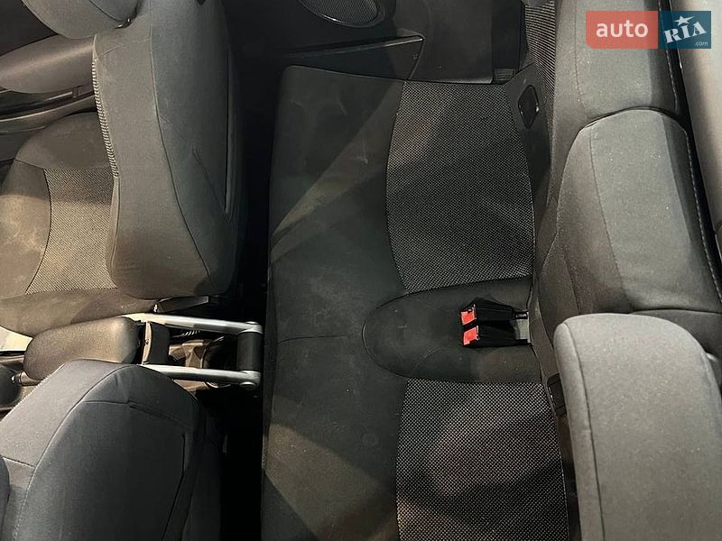 Хэтчбек MINI Cooper 2009 в Одессе