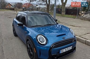 Хетчбек MINI Cooper 2023 в Южноукраїнську