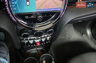 Хетчбек MINI Cooper 2023 в Южноукраїнську